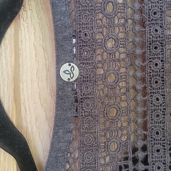 Prana Charcoal Gray Split Neck Tee with Crochet Trim Size Small - Picture 6 of 6